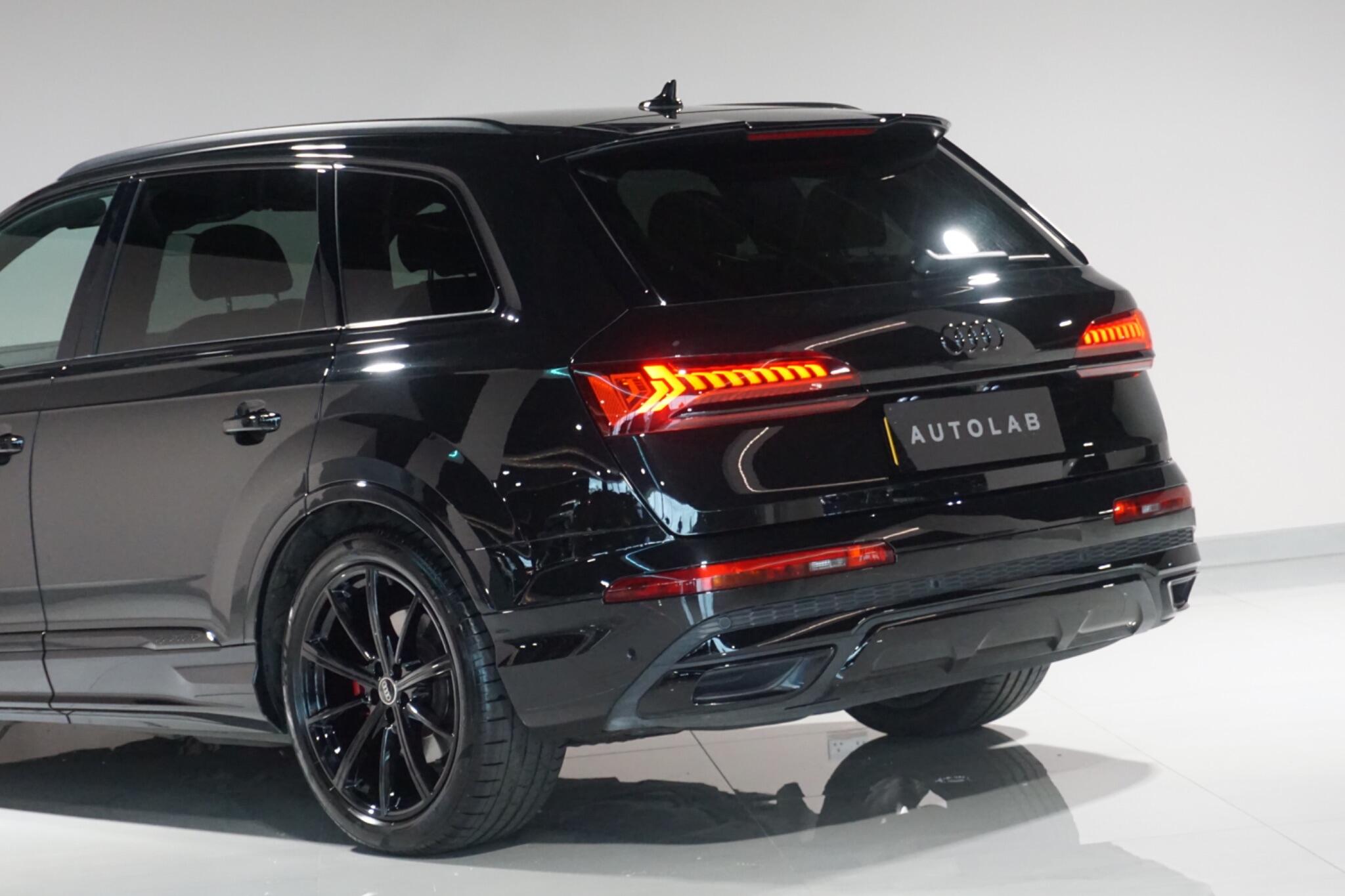 Audi Q7 3.0 TFSI V6 55 Black Edition SUV 5dr Petrol Tiptronic quattro Euro 6 (s/s) (340 ps)